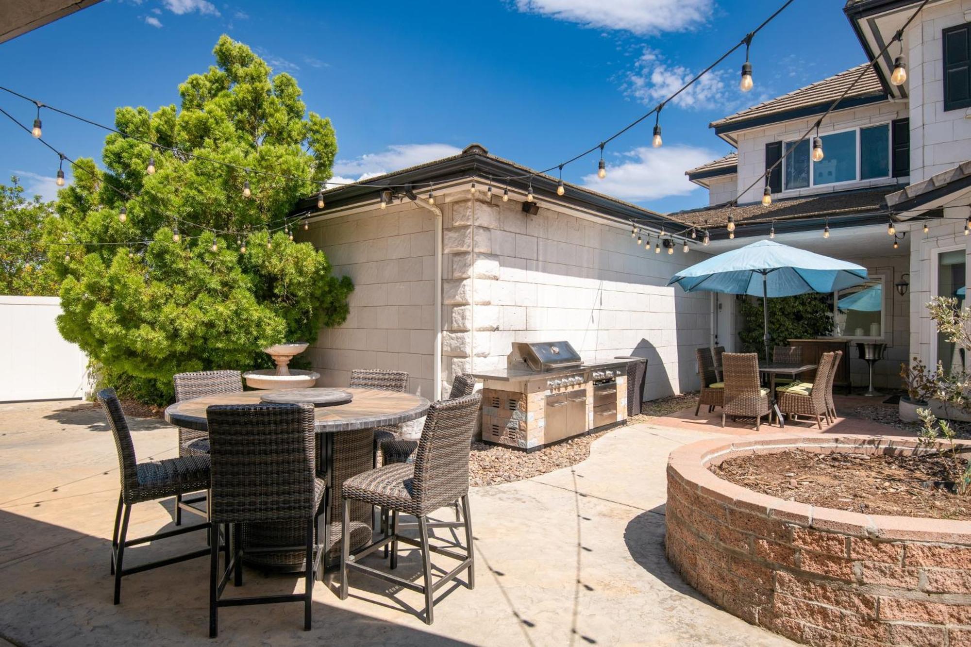 Grand Contento By Avantstay Extraordinary Estate W Pool Hot Tub Movie Room Temecula Luaran gambar