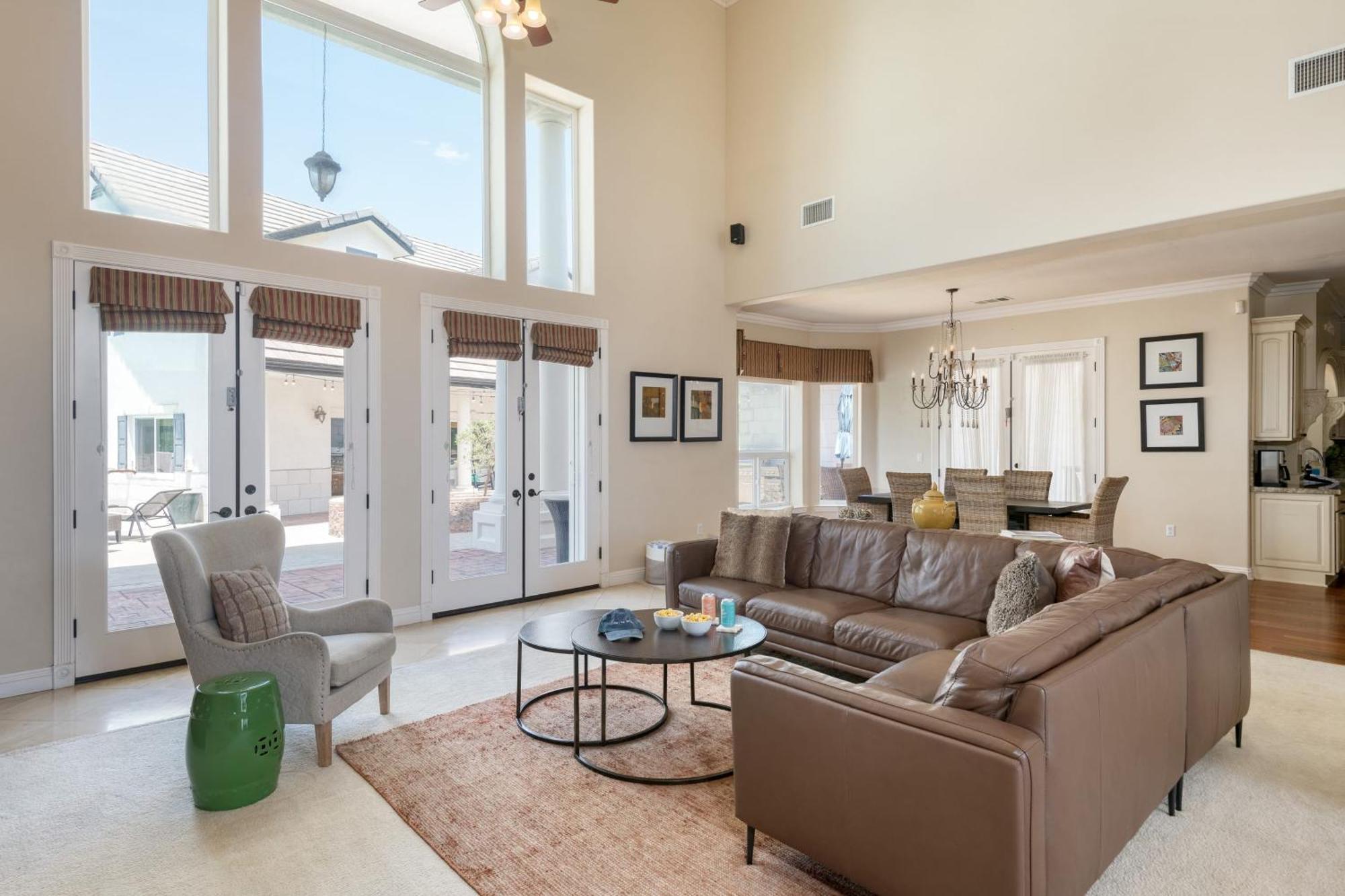 Grand Contento By Avantstay Extraordinary Estate W Pool Hot Tub Movie Room Temecula Luaran gambar